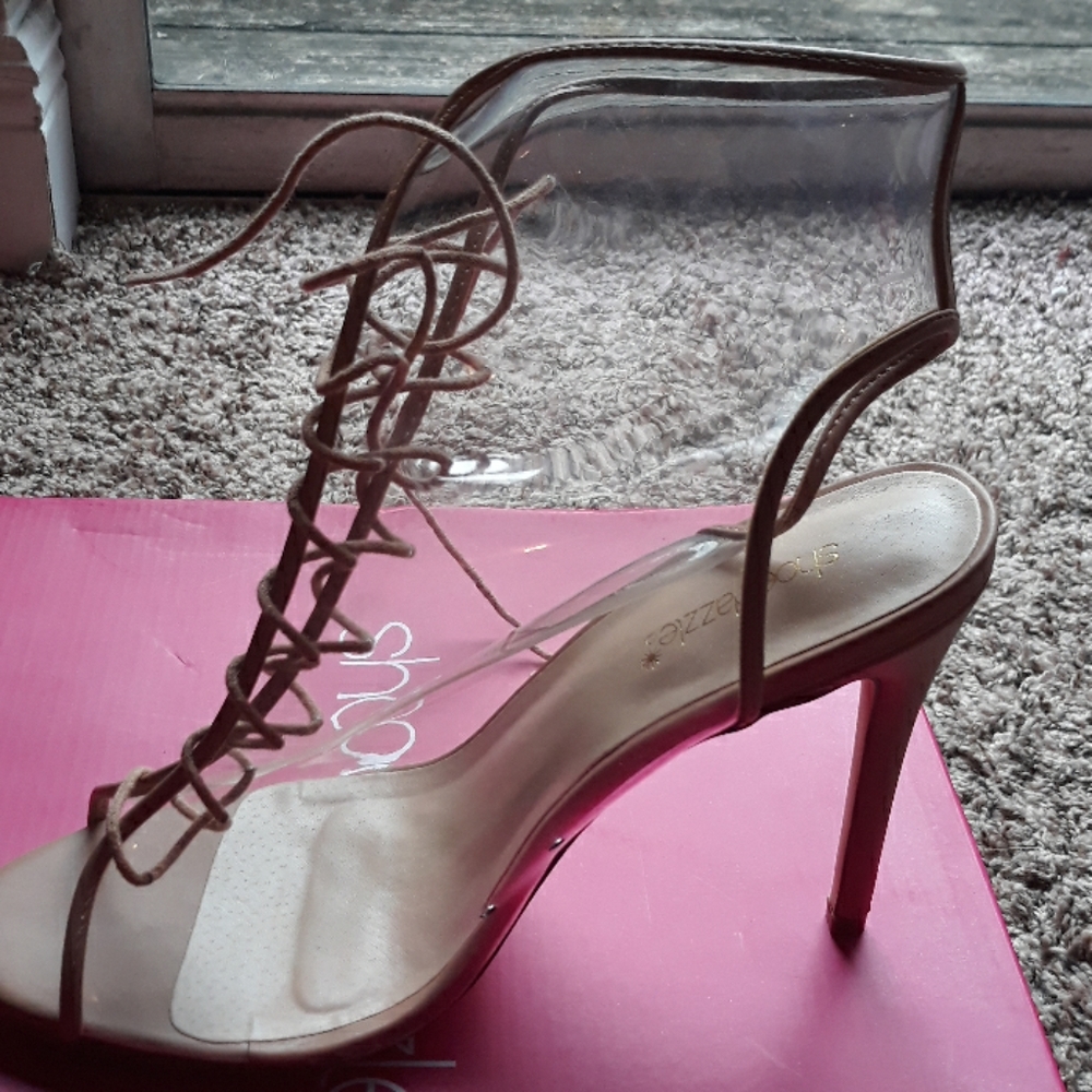New Make an offer. Must sell today! Size 12 Heels